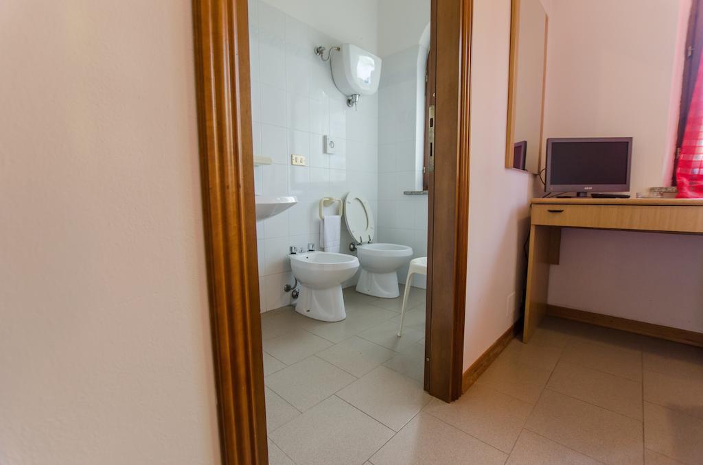 Il Pozzetto Hotel Ravigliano Szoba fotó